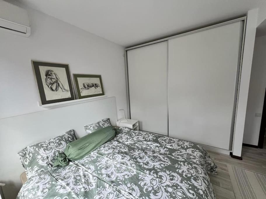 Kazanlak Large Guest House Apartment Near The Center With Full Kitchen & Dining Room, King Beds, Garden Patio, Free Parking & Self Check-In Exterior foto