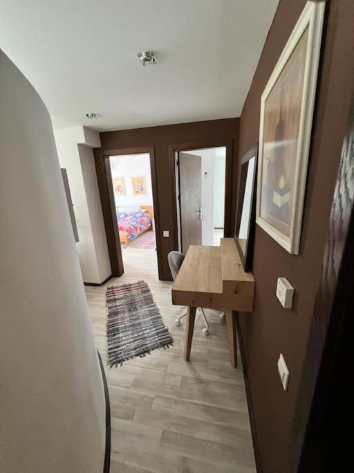 Kazanlak Large Guest House Apartment Near The Center With Full Kitchen & Dining Room, King Beds, Garden Patio, Free Parking & Self Check-In Exterior foto